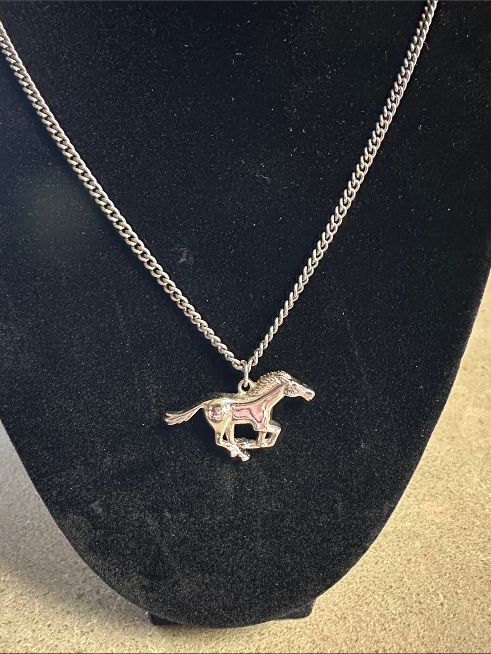 Vintage Avon Silver-Tone Wild Mustang Pendant Necklace